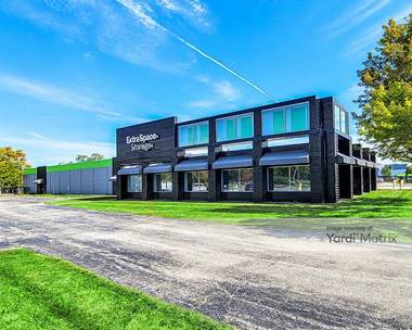 Storage Units for Rent available at 1800 Des Plaines Avenue, Forest Park, IL 60130