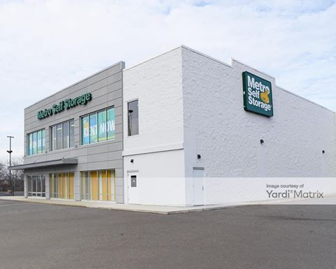 Source URL: https://cdnsc.rentcafe.com/dmslivecafe/3/1061647/1061647-1-3.jpg?width=-1&height=385&quality=80