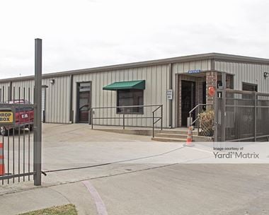 Storage Units for Rent available at 304 East Sycamore Street, Denton, TX 76201