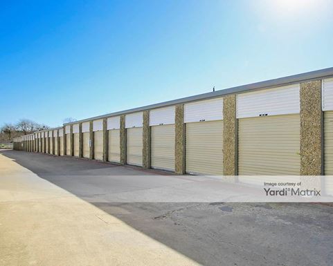 Source URL: https://cdnsc.rentcafe.com/dmslivecafe/3/1061662/1061662-1-2.jpg?width=-1&height=385&quality=80