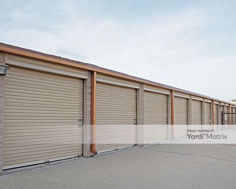 Source URL: https://cdnsc.rentcafe.com/dmslivecafe/3/1061678/1061678-1-4.jpg?width=-1&height=385&quality=80