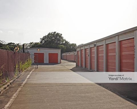 Source URL: https://cdnsc.rentcafe.com/dmslivecafe/3/1061683/1061683-1-4.jpg?width=-1&height=385&quality=80