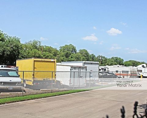 Source URL: https://cdnsc.rentcafe.com/dmslivecafe/3/1061686/1061686-1-3.jpg?width=-1&height=385&quality=80