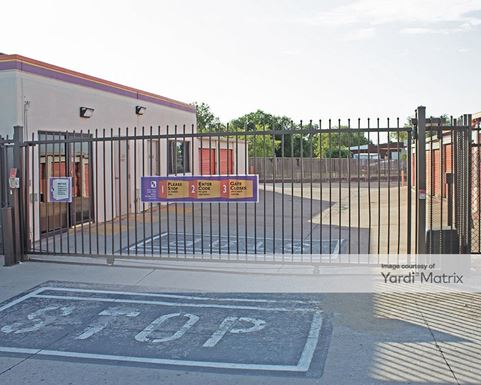 Source URL: https://cdnsc.rentcafe.com/dmslivecafe/3/1061689/1061689-1-2.jpg?width=-1&height=385&quality=80