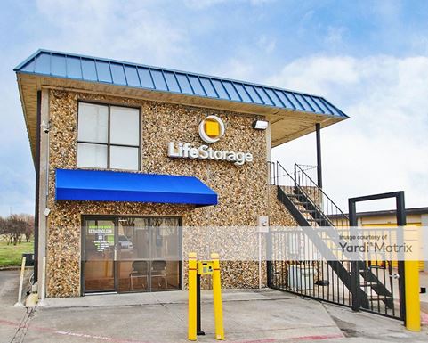 Source URL: https://cdnsc.rentcafe.com/dmslivecafe/3/1061691/1061691-1-5.jpg?width=-1&height=385&quality=80