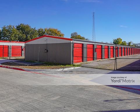 Source URL: https://cdnsc.rentcafe.com/dmslivecafe/3/1061692/1061692-1-5.jpg?width=-1&height=385&quality=80