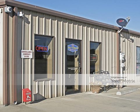 Source URL: https://cdnsc.rentcafe.com/dmslivecafe/3/1061707/1061707-1-2.jpg?width=-1&height=385&quality=80