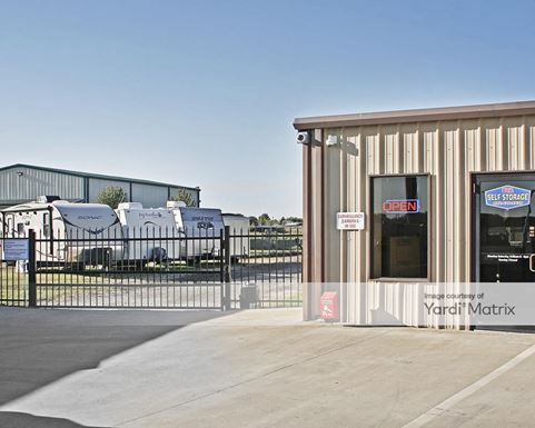 Source URL: https://cdnsc.rentcafe.com/dmslivecafe/3/1061707/1061707-1-3.jpg?width=-1&height=385&quality=80