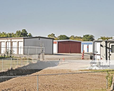 Source URL: https://cdnsc.rentcafe.com/dmslivecafe/3/1061707/1061707-1-5.jpg?width=-1&height=385&quality=80