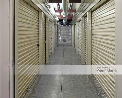 Source URL: https://cdnsc.rentcafe.com/dmslivecafe/3/1061723/1061723-1-4.jpg?width=-1&height=385&quality=80