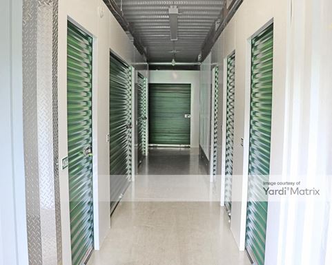 Source URL: https://cdnsc.rentcafe.com/dmslivecafe/3/1061732/1061732-1-3.jpg?width=-1&height=385&quality=80