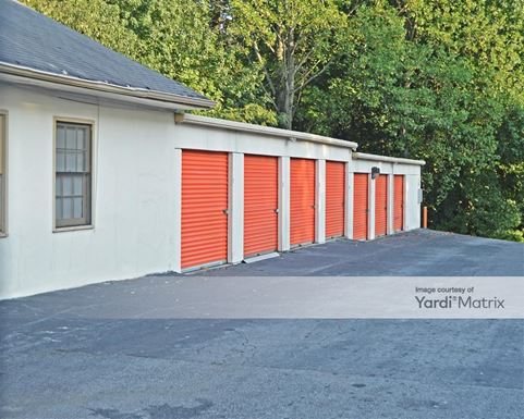 Source URL: https://cdnsc.rentcafe.com/dmslivecafe/3/1061734/1061734-1-2.jpg?width=-1&height=385&quality=80