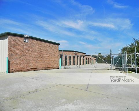 Source URL: https://cdnsc.rentcafe.com/dmslivecafe/3/1061746/1061746-1-5.jpg?width=-1&height=385&quality=80