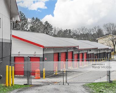 Storage Units for Rent available at 112 New Hope Road, Fayetteville, GA 30214