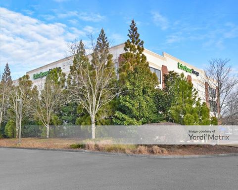 Source URL: https://cdnsc.rentcafe.com/dmslivecafe/3/1061750/1061750-1-5.jpg?width=-1&height=385&quality=80