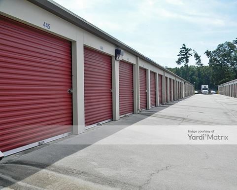 Source URL: https://cdnsc.rentcafe.com/dmslivecafe/3/1061753/1061753-1-5.jpg?width=-1&height=385&quality=80