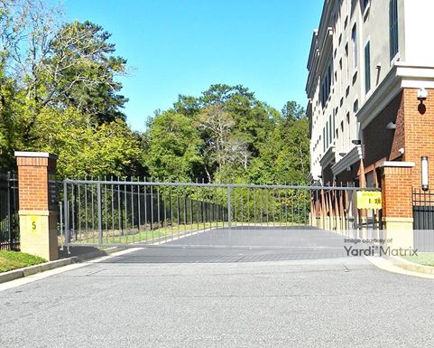 Source URL: https://cdnsc.rentcafe.com/dmslivecafe/3/1061772/1061772-1-2.jpg?width=-1&height=385&quality=80