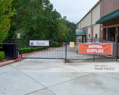 Source URL: https://cdnsc.rentcafe.com/dmslivecafe/3/1061774/1061774-1-2.jpg?width=-1&height=385&quality=80