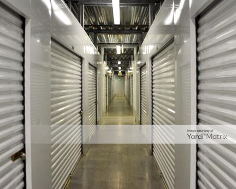 Source URL: https://cdnsc.rentcafe.com/dmslivecafe/3/1061774/1061774-1-5.jpg?width=-1&height=385&quality=80