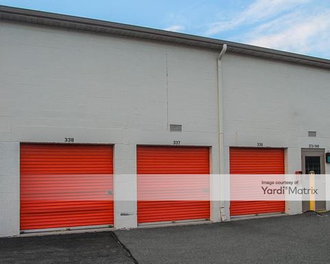 Source URL: https://cdnsc.rentcafe.com/dmslivecafe/3/1061813/1061813-1-5.jpg?width=-1&height=385&quality=80