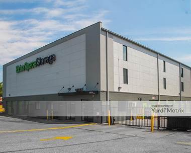 Storage Units for Rent available at 10839 Georgia Avenue, Silver Spring, MD 20902