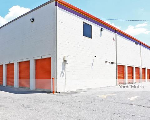 Source URL: https://cdnsc.rentcafe.com/dmslivecafe/3/1061831/1061831-1-2.jpg?width=-1&height=385&quality=80