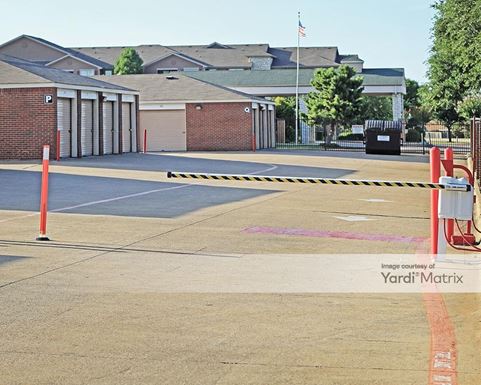 Source URL: https://cdnsc.rentcafe.com/dmslivecafe/3/1061846/1061846-1-2.jpg?width=-1&height=385&quality=80