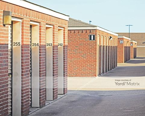 Source URL: https://cdnsc.rentcafe.com/dmslivecafe/3/1061846/1061846-1-3.jpg?width=-1&height=385&quality=80