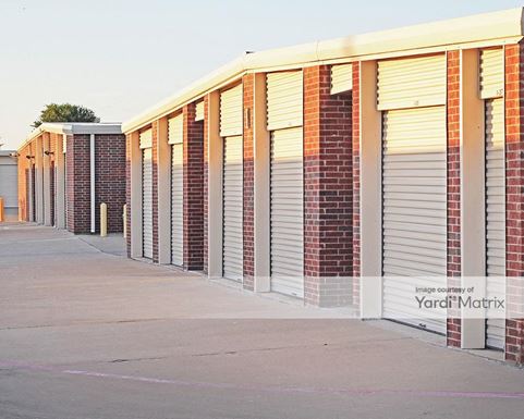 Source URL: https://cdnsc.rentcafe.com/dmslivecafe/3/1061860/1061860-1-4.jpg?width=-1&height=385&quality=80