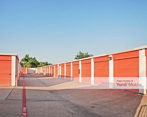 Source URL: https://cdnsc.rentcafe.com/dmslivecafe/3/1061868/1061868-1-4.jpg?width=-1&height=385&quality=80