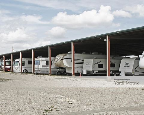 Source URL: https://cdnsc.rentcafe.com/dmslivecafe/3/1061894/1061894-1-4.jpg?width=-1&height=385&quality=80