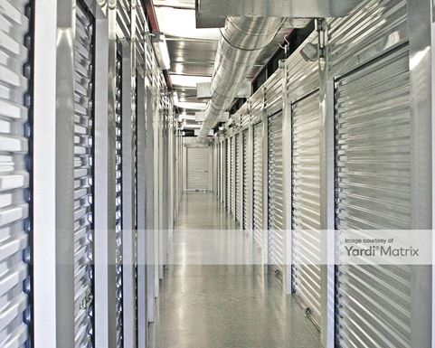 Source URL: https://cdnsc.rentcafe.com/dmslivecafe/3/1061894/1061894-1-5.jpg?width=-1&height=385&quality=80