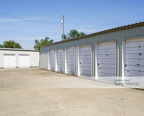 Source URL: https://cdnsc.rentcafe.com/dmslivecafe/3/1061895/1061895-1-3.jpg?width=-1&height=385&quality=80