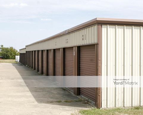 Source URL: https://cdnsc.rentcafe.com/dmslivecafe/3/1061897/1061897-1-3.jpg?width=-1&height=385&quality=80