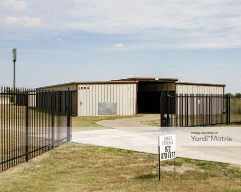 Source URL: https://cdnsc.rentcafe.com/dmslivecafe/3/1061897/1061897-1-5.jpg?width=-1&height=385&quality=80