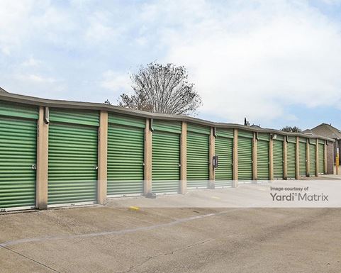 Source URL: https://cdnsc.rentcafe.com/dmslivecafe/3/1061904/1061904-1-3.jpg?width=-1&height=385&quality=80