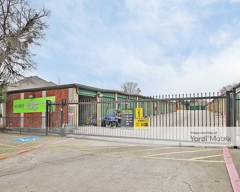 Source URL: https://cdnsc.rentcafe.com/dmslivecafe/3/1061904/1061904-1-4.jpg?width=-1&height=385&quality=80