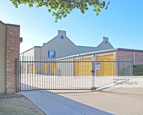 Source URL: https://cdnsc.rentcafe.com/dmslivecafe/3/1061907/1061907-1-4.jpg?width=-1&height=385&quality=80