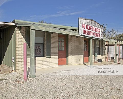 Source URL: https://cdnsc.rentcafe.com/dmslivecafe/3/1061913/1061913-1-2.jpg?width=-1&height=385&quality=80