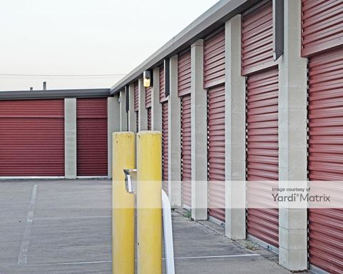 Source URL: https://cdnsc.rentcafe.com/dmslivecafe/3/1061926/1061926-1-3.jpg?width=-1&height=385&quality=80