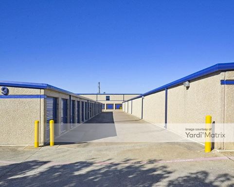 Source URL: https://cdnsc.rentcafe.com/dmslivecafe/3/1061941/1061941-1-3.jpg?width=-1&height=385&quality=80