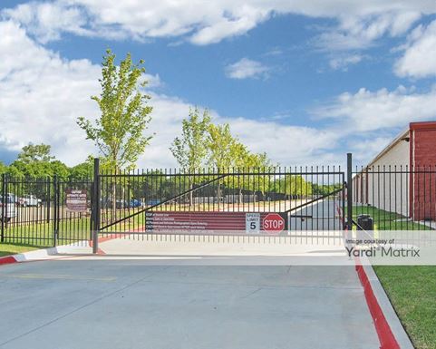 Source URL: https://cdnsc.rentcafe.com/dmslivecafe/3/1061946/1061946-1-5.jpg?width=-1&height=385&quality=80