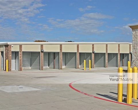 Source URL: https://cdnsc.rentcafe.com/dmslivecafe/3/1061955/1061955-1-5.jpg?width=-1&height=385&quality=80