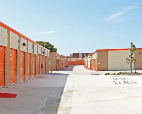 Source URL: https://cdnsc.rentcafe.com/dmslivecafe/3/1061956/1061956-1-4.jpg?width=-1&height=385&quality=80