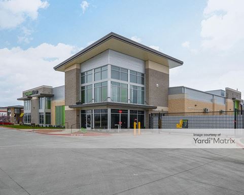 Source URL: https://cdnsc.rentcafe.com/dmslivecafe/3/1061965/1061965-1-2.jpg?width=-1&height=385&quality=80