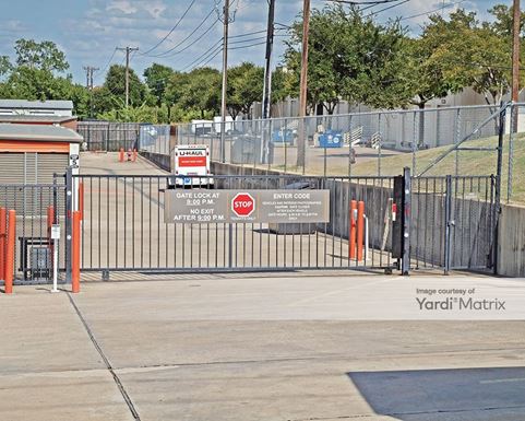 Source URL: https://cdnsc.rentcafe.com/dmslivecafe/3/1062049/1062049-1-2.jpg?width=-1&height=385&quality=80