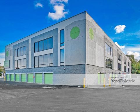 Source URL: https://cdnsc.rentcafe.com/dmslivecafe/3/1062087/1062087-1-4.jpg?width=-1&height=385&quality=80