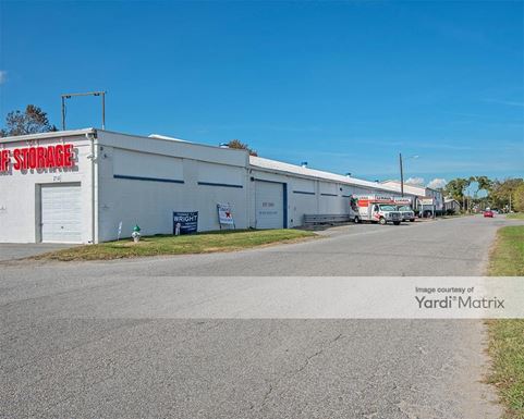 Source URL: https://cdnsc.rentcafe.com/dmslivecafe/3/1062090/1062090-1-3.jpg?width=-1&height=385&quality=80