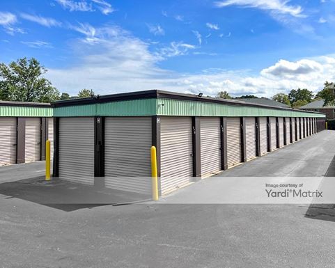 Source URL: https://cdnsc.rentcafe.com/dmslivecafe/3/1062106/1062106-1-4.jpg?width=-1&height=385&quality=80