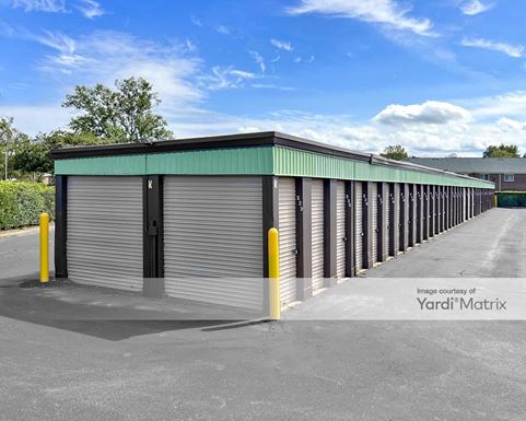 Source URL: https://cdnsc.rentcafe.com/dmslivecafe/3/1062106/1062106-1-5.jpg?width=-1&height=385&quality=80